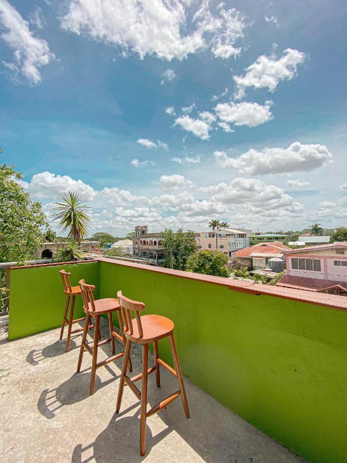 Albergue Bella'S Backpackers Cayo San Ignacio Exterior foto