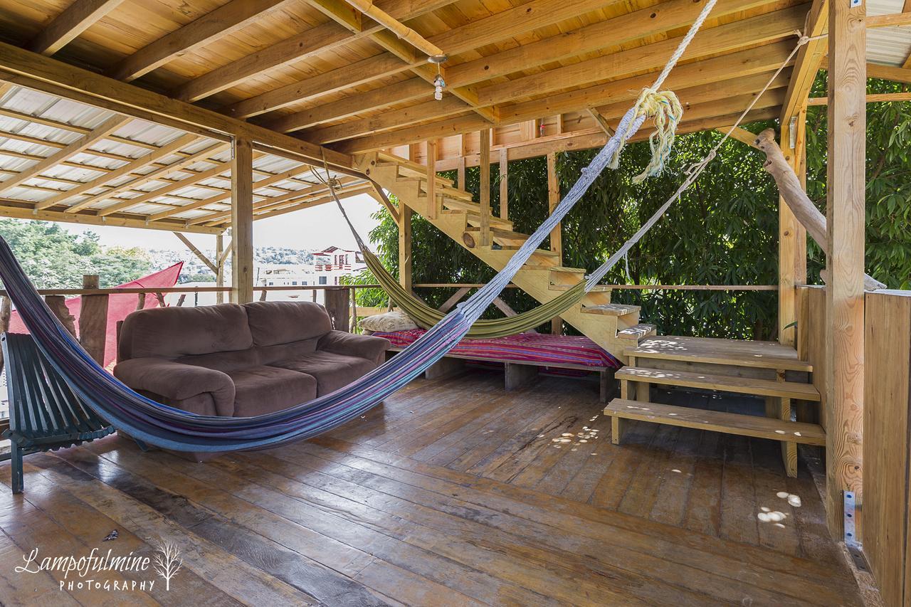 Albergue Bella'S Backpackers Cayo San Ignacio Exterior foto