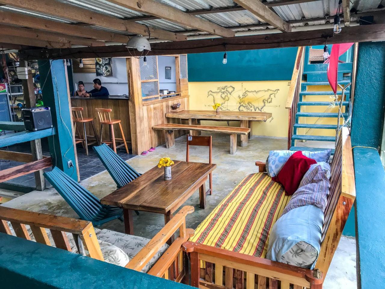 Albergue Bella'S Backpackers Cayo San Ignacio Exterior foto